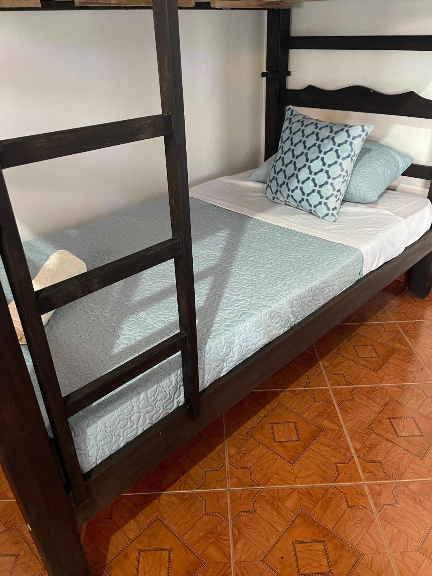 Hostel La Hormiga Баричара Экстерьер фото
