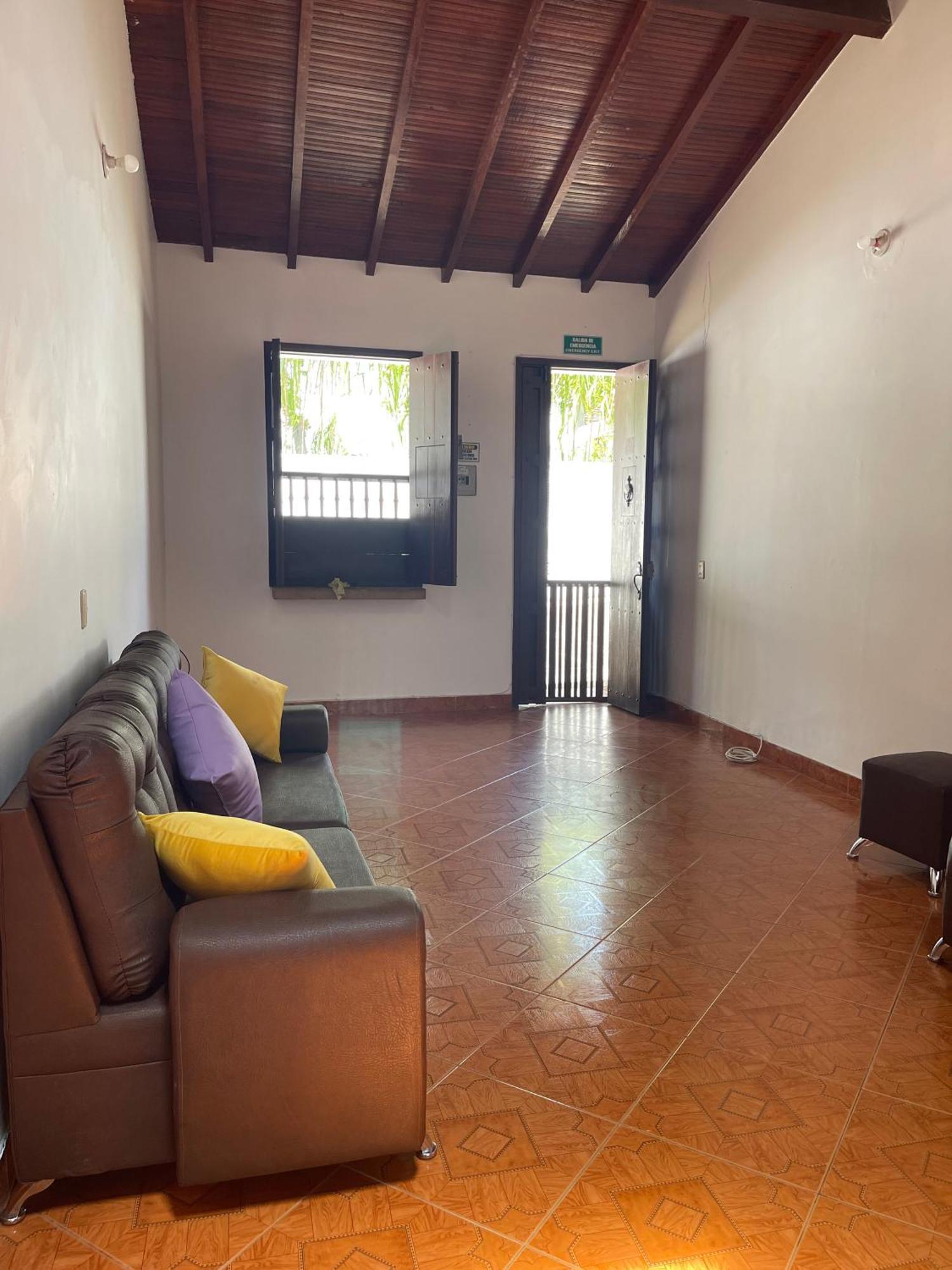 Hostel La Hormiga Баричара Экстерьер фото