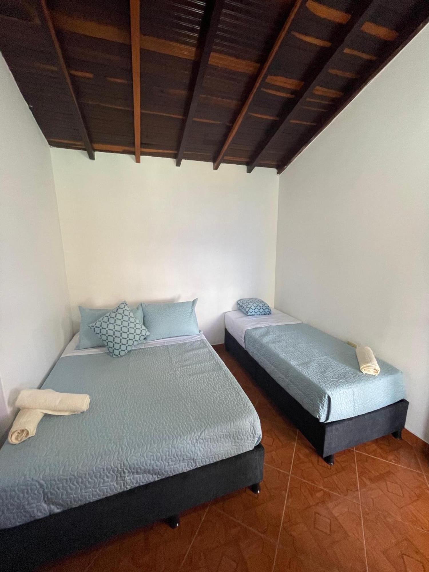 Hostel La Hormiga Баричара Экстерьер фото