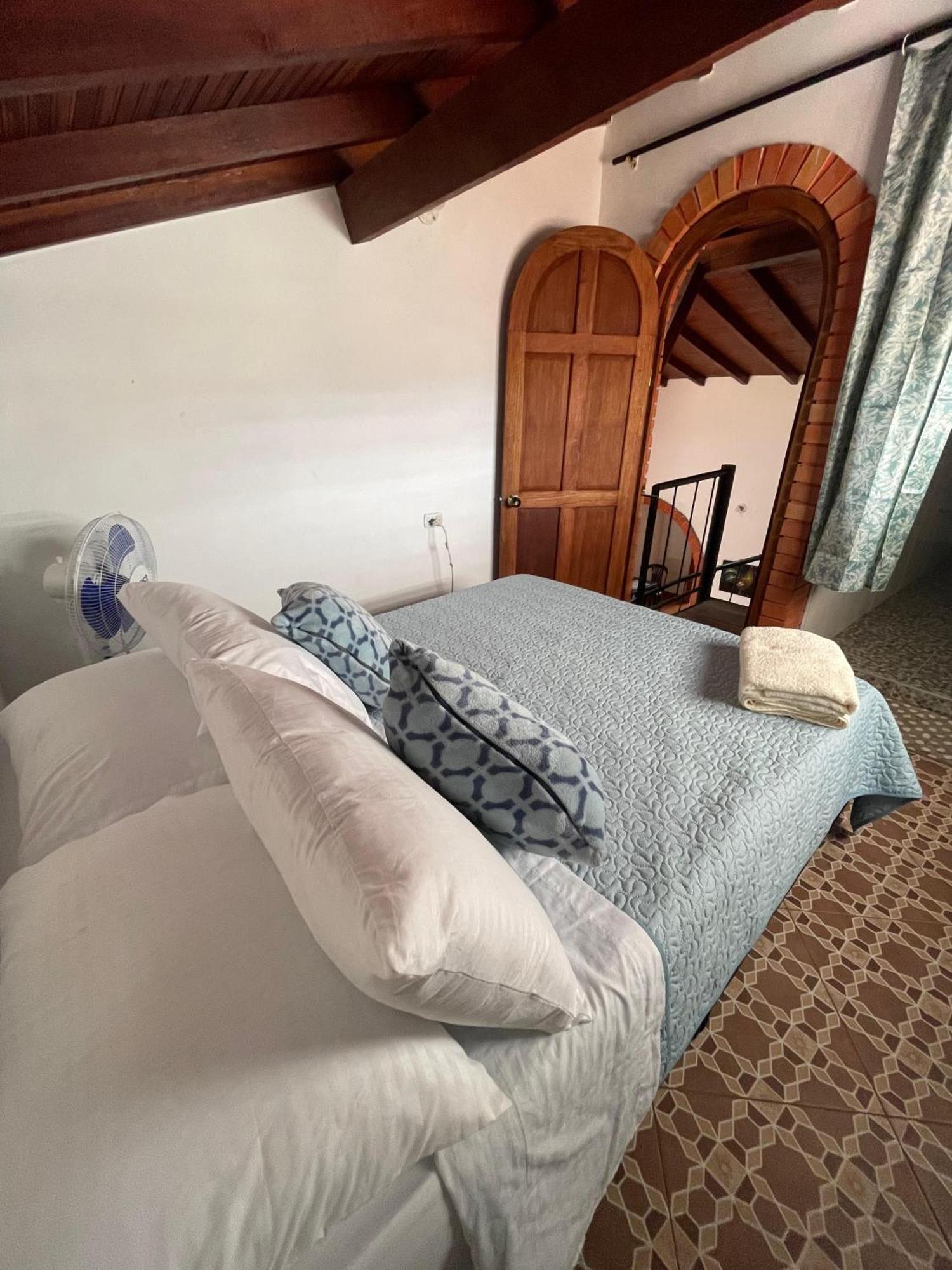 Hostel La Hormiga Баричара Экстерьер фото